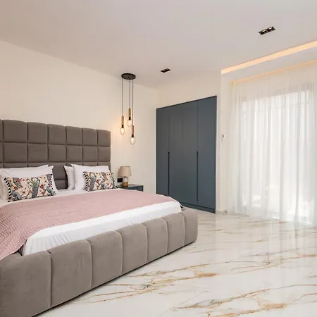 Boheme Close Access To Laganas *